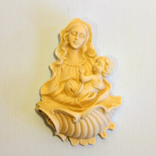 SP 007 cm 7x10 - Acquasantiera Madonna con Bambino in marmorina