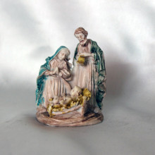 SP 059 cm 4x5,5 - Sacra Famiglia in marmorina decorata a mano